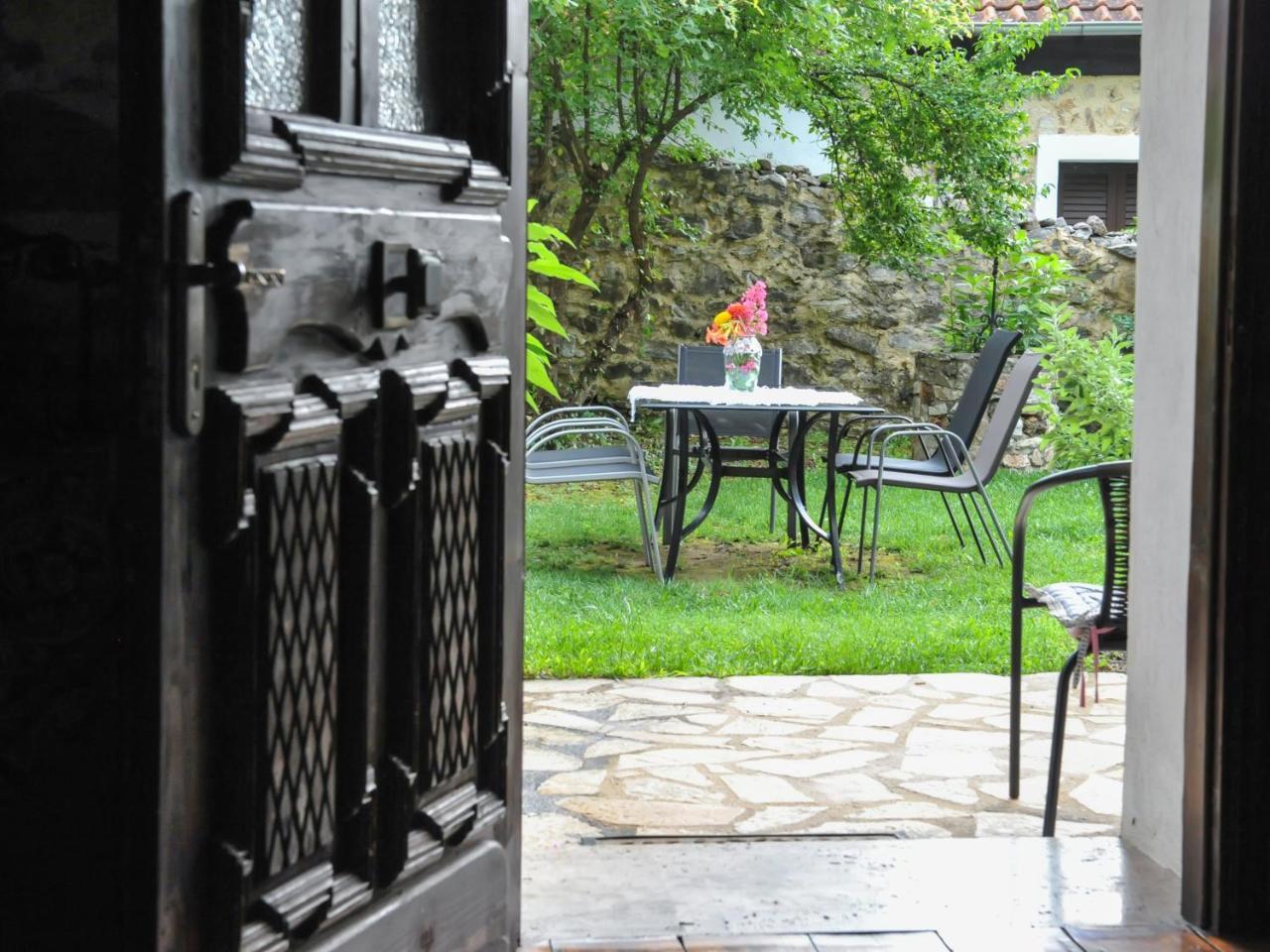 To Archontiko Guesthouse Villa Stavroupoli Exterior photo